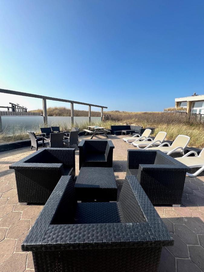 Neptunus Appartementen แบร์เกิน อาน ซี ภายนอก รูปภาพ